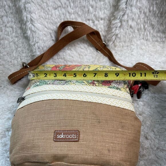 Sakroots Artist Circle Soft Bucket bag- Sunlight Lilac Flower floral print . - Picture 11 of 16